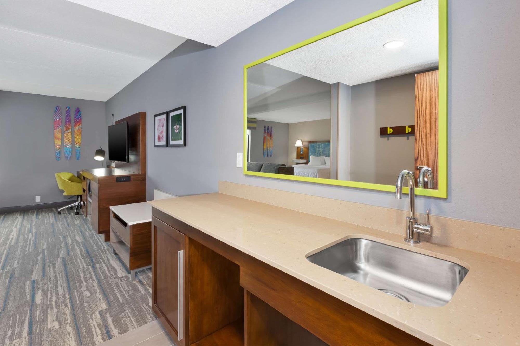 Hampton Inn Траверс-Сіті Екстер'єр фото