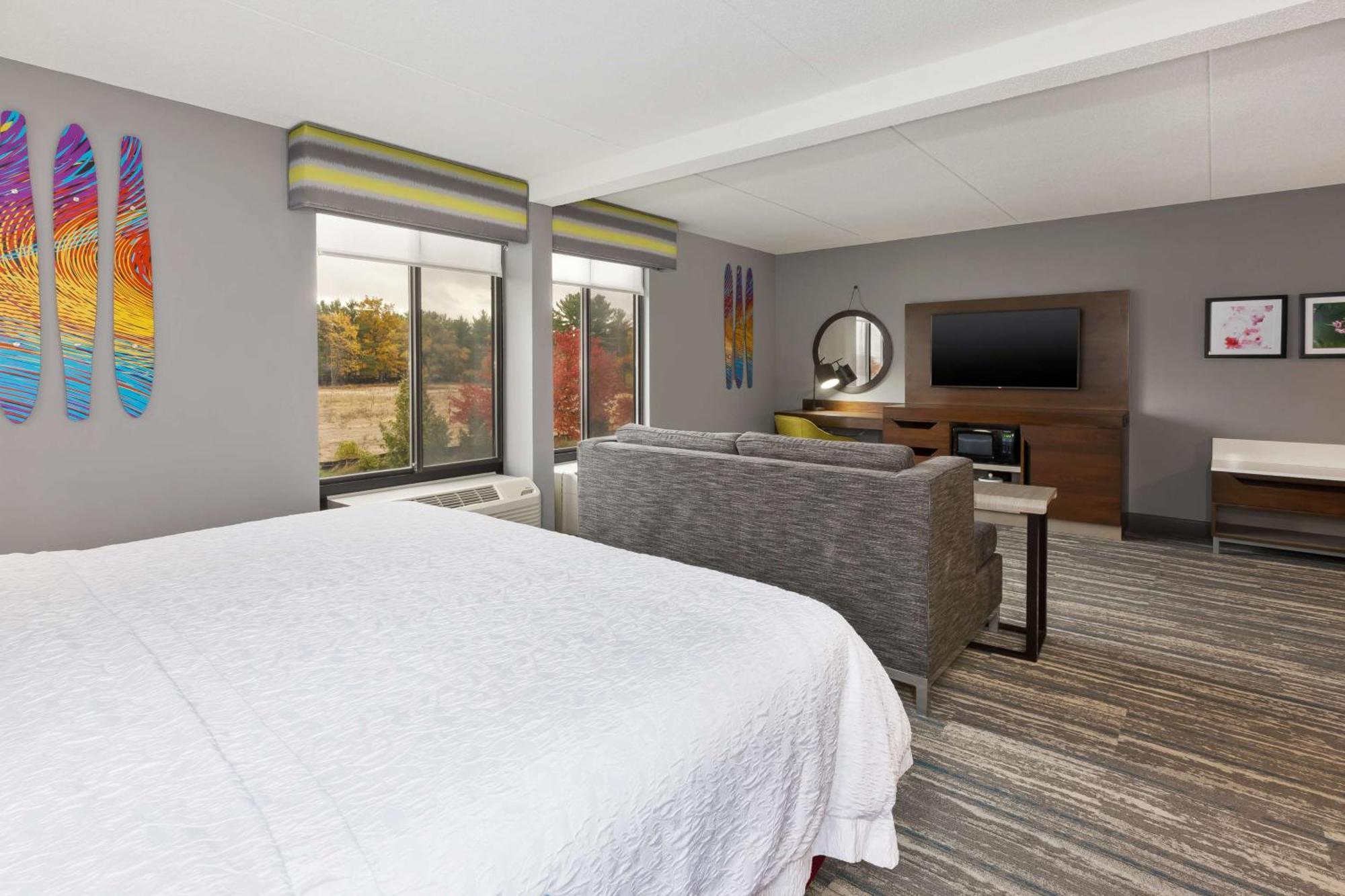 Hampton Inn Траверс-Сіті Екстер'єр фото