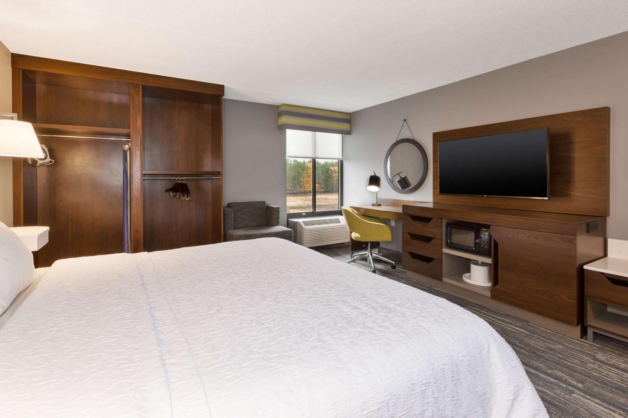 Hampton Inn Траверс-Сіті Екстер'єр фото