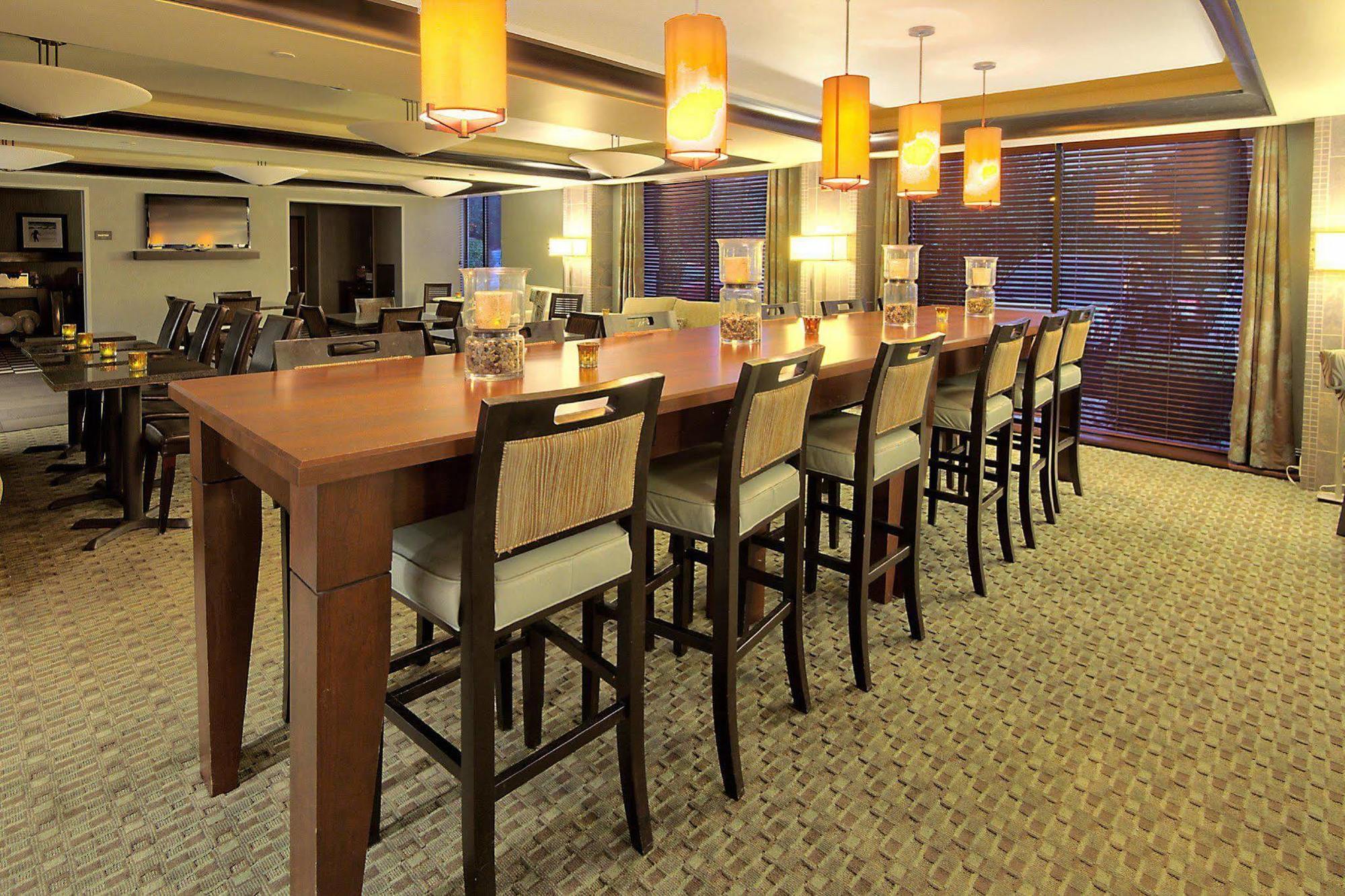Hampton Inn Траверс-Сіті Екстер'єр фото